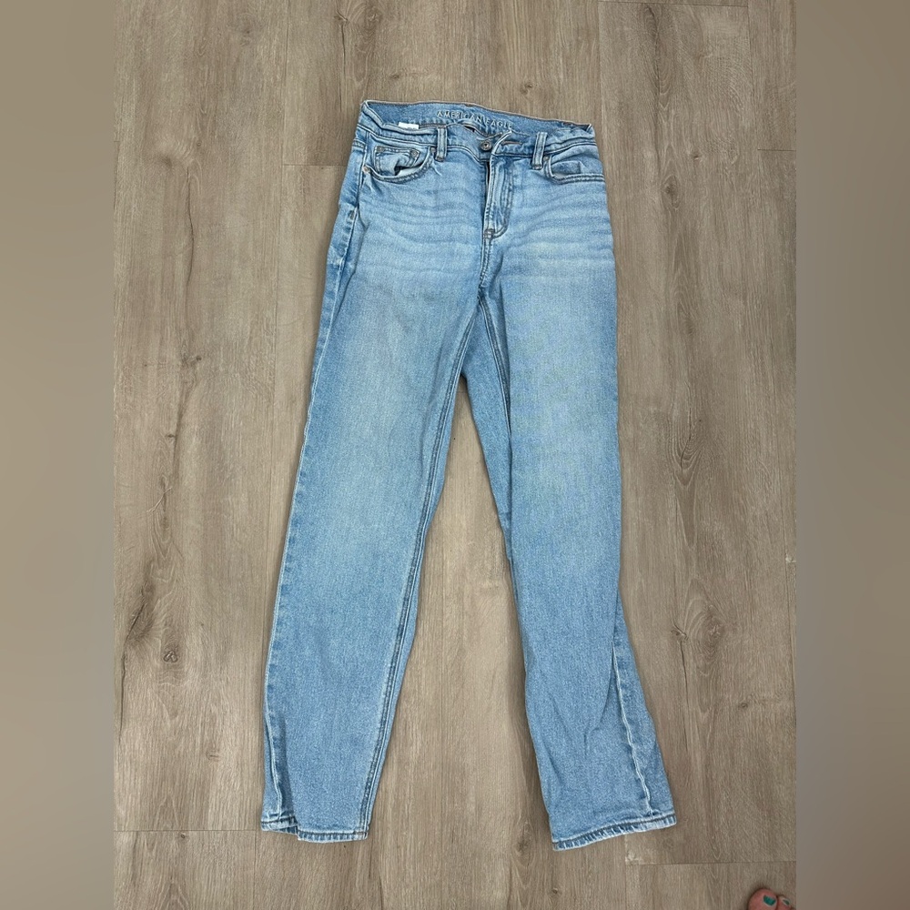 American Eagle high rise straight jeans